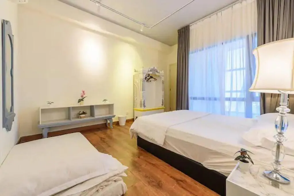 Arte Mont Kiara Elegant Highest Floor Netflix 6Pax Apartment Kuala Lumpur