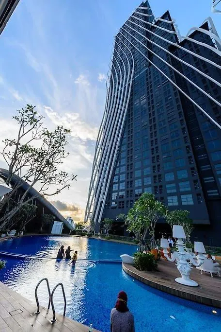 Arte Mont Kiara Elegant Highest Floor Netflix 6Pax Apartment Kuala Lumpur
