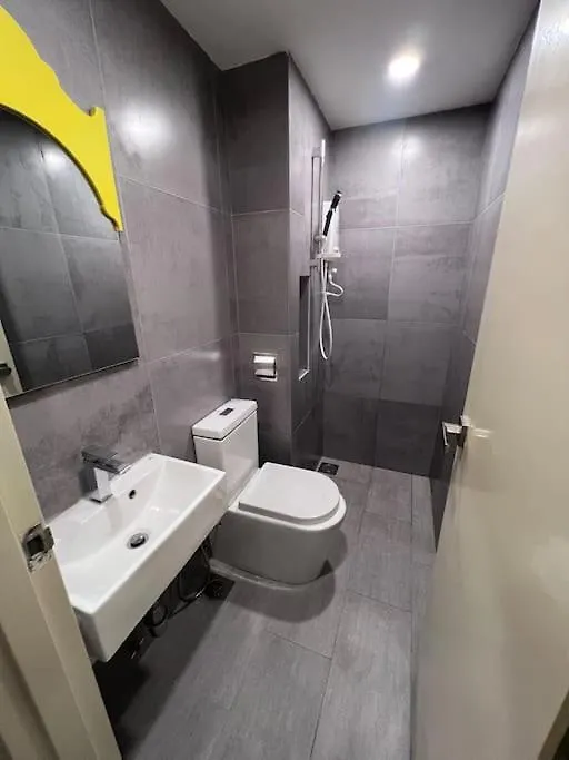Arte Mont Kiara Elegant Highest Floor Netflix 6Pax Apartment Kuala Lumpur