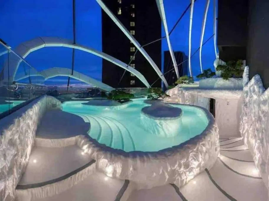 쿠알라룸푸르 Arte Mont Kiara Elegant Highest Floor Netflix 6Pax 아파트